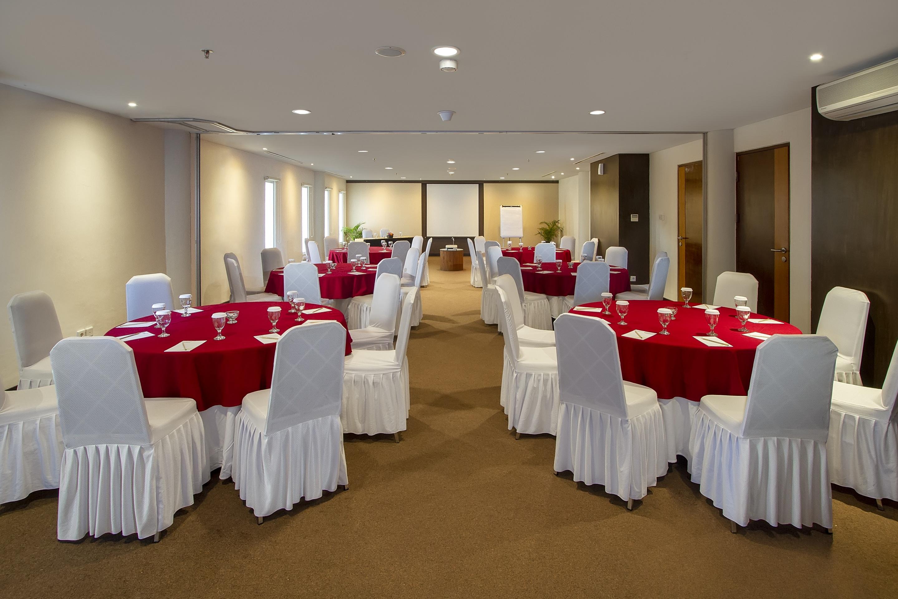 Primebiz Hotel Kuta Kuta  Luaran gambar