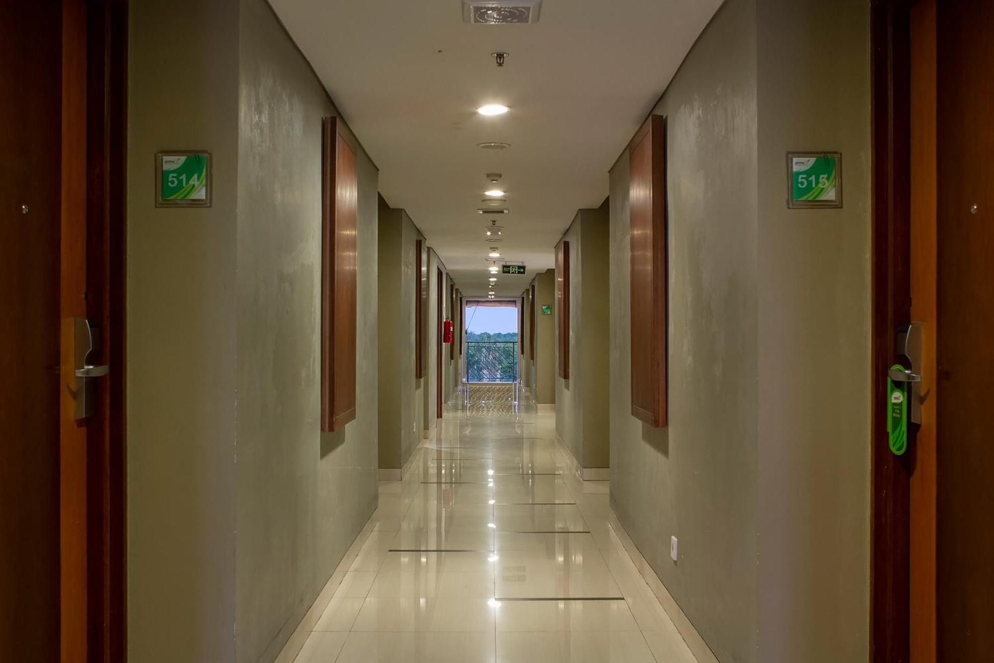 Primebiz Hotel Kuta Kuta  Luaran gambar