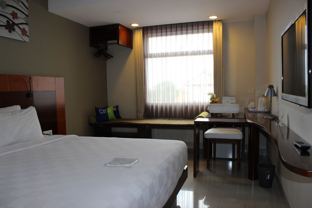 Primebiz Hotel Kuta Kuta  Luaran gambar